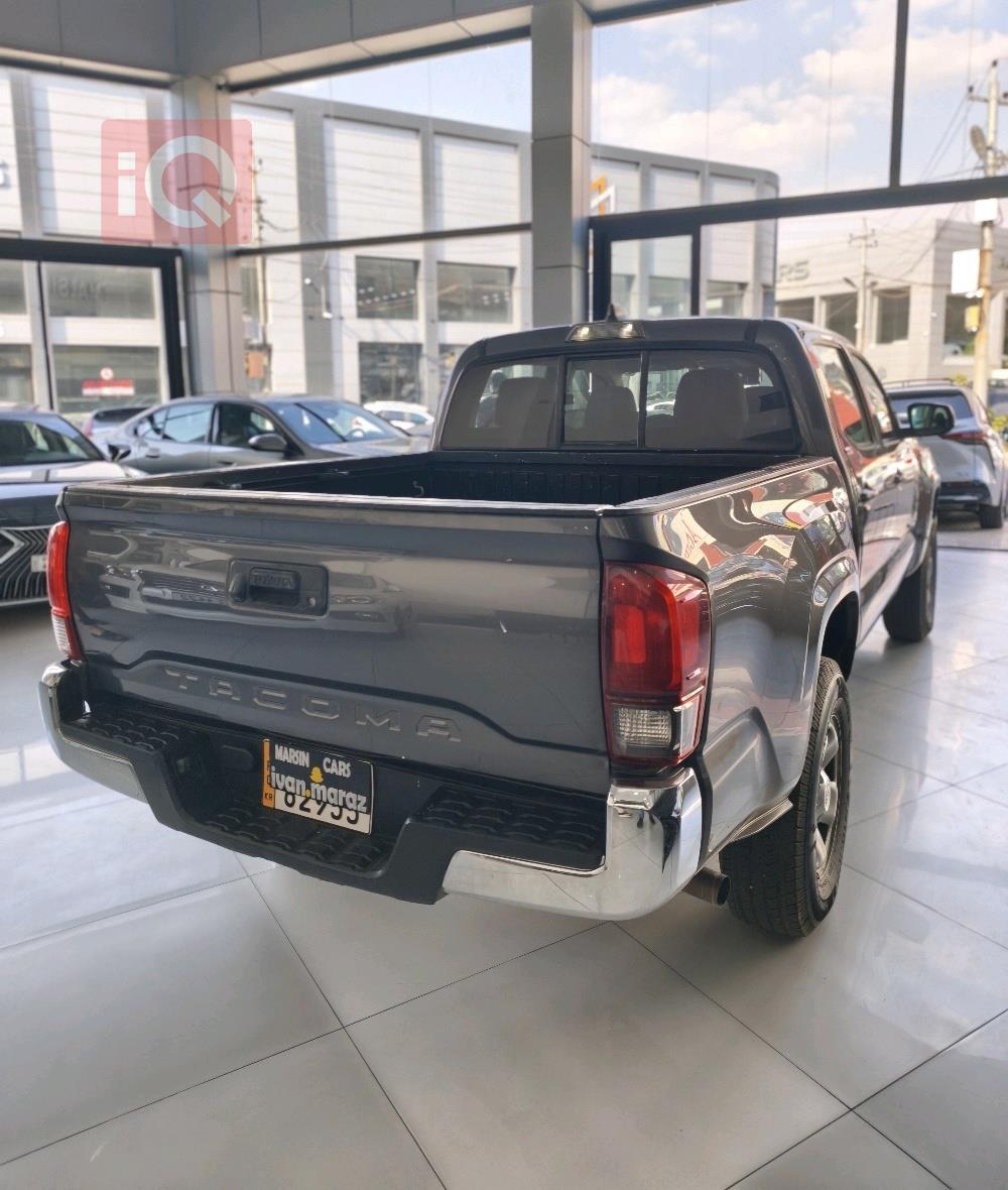 Toyota Tacoma
